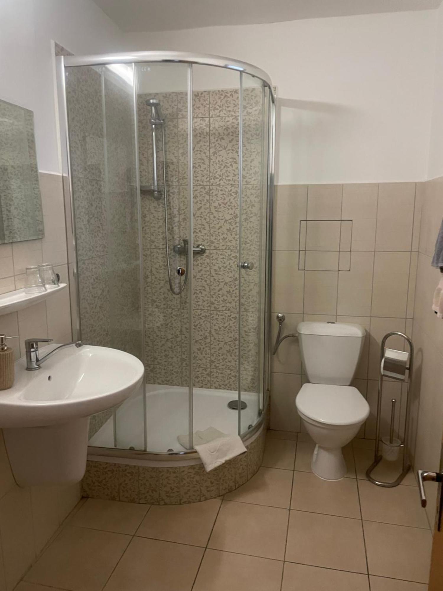 Penzion Bohemia Ceske Budejovice Ngoại thất bức ảnh