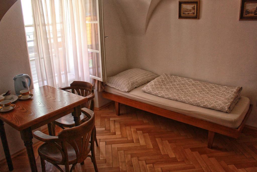 Penzion Bohemia Ceske Budejovice Ngoại thất bức ảnh